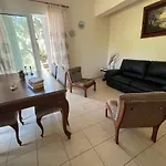 Lydia's House Apartment